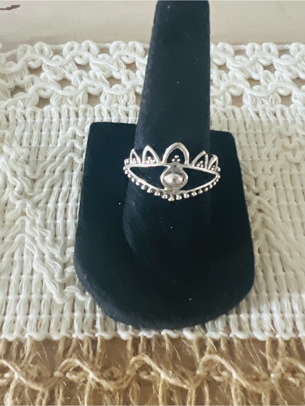Crown Accent Ring size 6 30p4